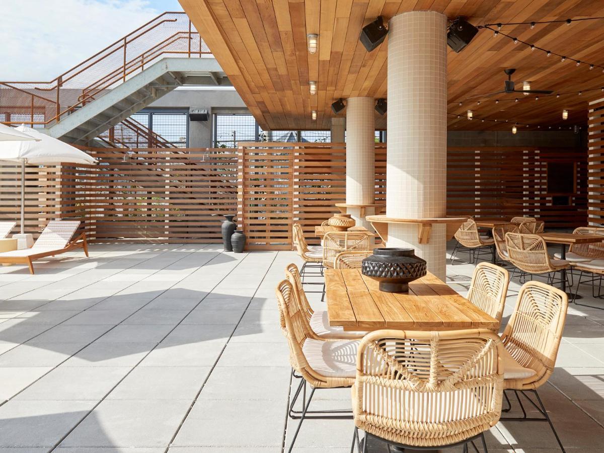 The Rockaway Hotel New York Exterior photo