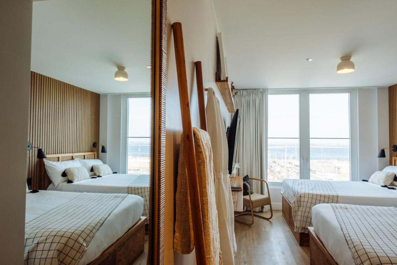 The Rockaway Hotel New York Exterior photo